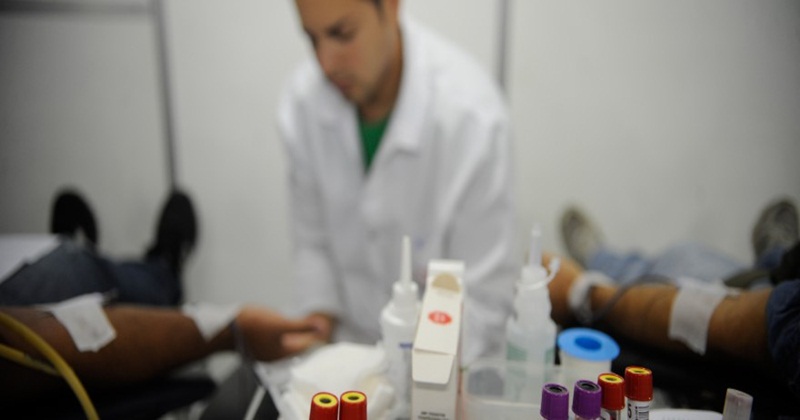 PSB contesta proibição de homossexuais doarem sangue