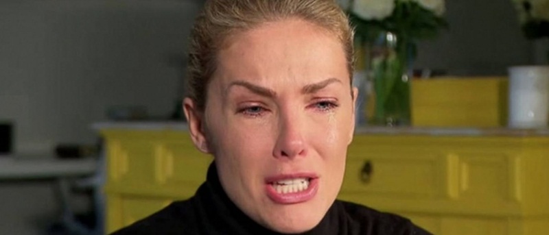 Ana Hickmann tem crise de choro durante gravação com cunhada