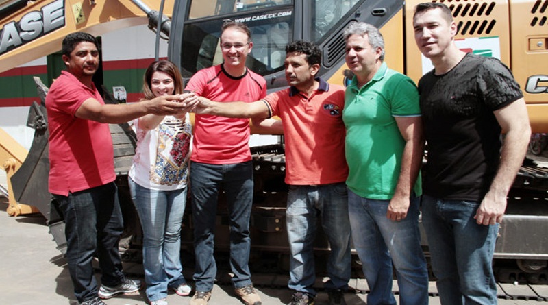 Vice-governadora e parlamentares entregam equipamentos em Tarauacá