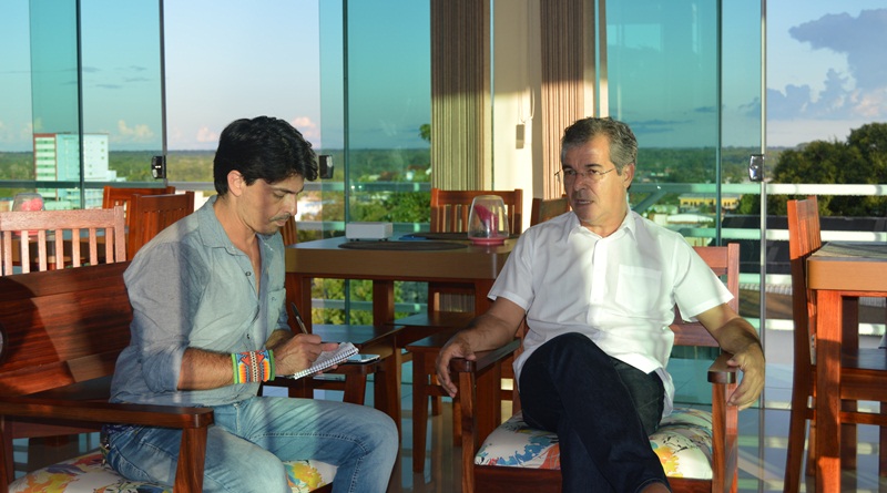 ‘Se nos acusarem, vão ter que acusar as empresas que trabalharam na BR 364’, diz Jorge Viana