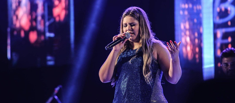 Conheça a cantora sertaneja que já é mais ouvida que Adele