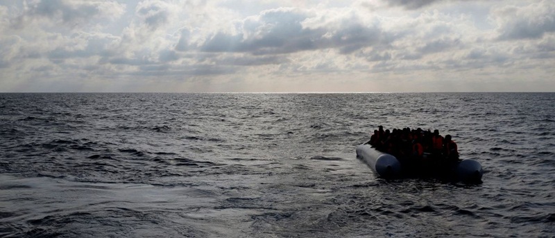 Itália recupera 217 corpos de barco de migrantes naufragado em 2015