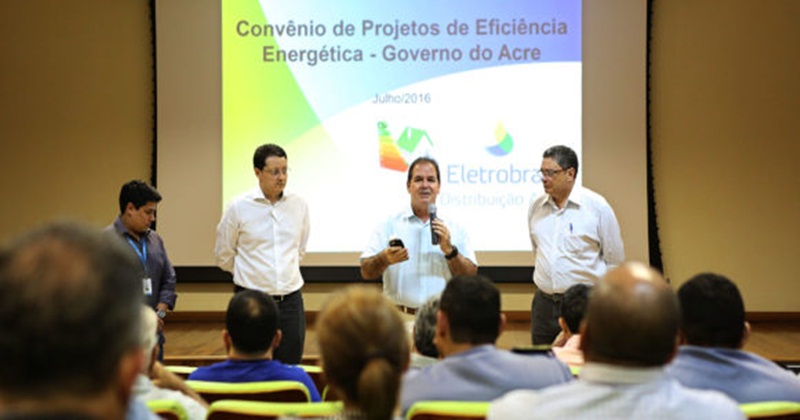 Governo e Eletrobras debatem projeto de enérgia