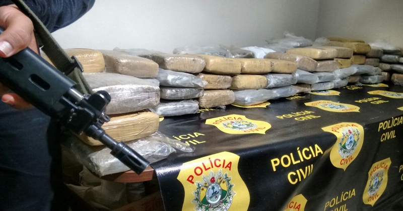 Polícia Civil apreende mais de cem quilos de maconha