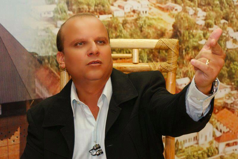 Presidente municipal do PSDB e Chefe de gabinete de Vagner Sales são presos em flagrante por participarem de esquema de cooptação para Ilderlei Cordeiro