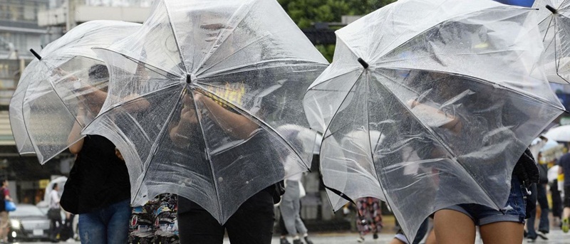 Tufão atinge Tóquio e deixa ao menos 2 mortos