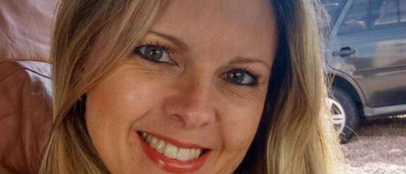 Mulher se assusta com assalto, é baleada e morre na frente da filha