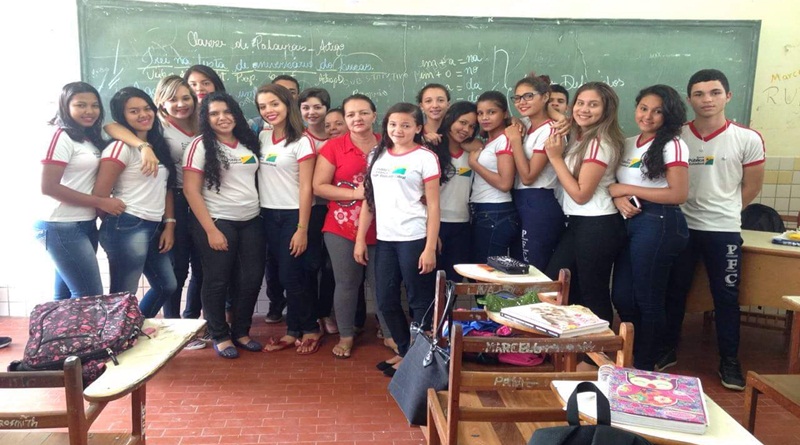 Professores e alunos iniciam ação solidária na escola Professor Flodoardo Cabral