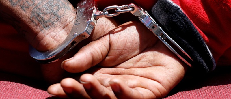 Homem é preso por mostrar pênis para adolescente em RO