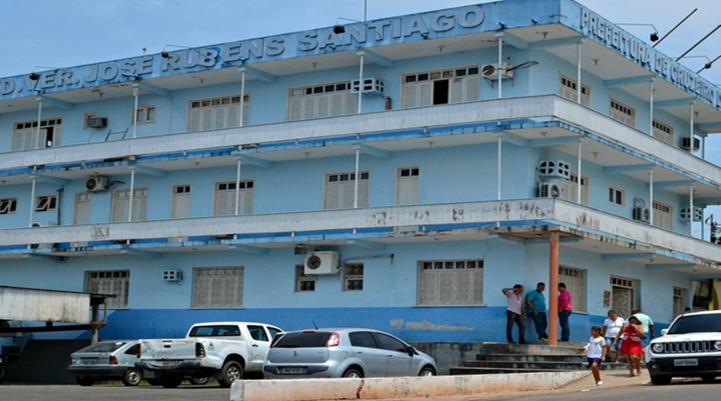 Prefeitura de Cruzeiro do Sul exonera 47 cargos comissionados da instituição