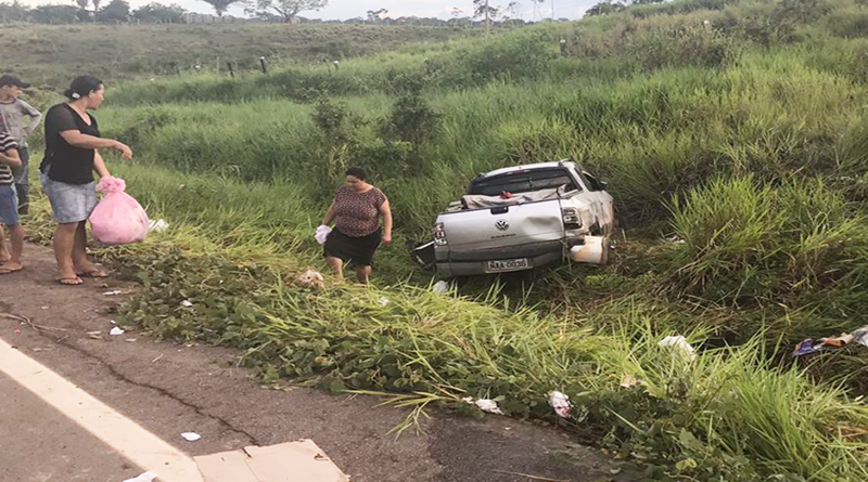 Criança de quatro meses morre em acidente de trânsito na BR 364
