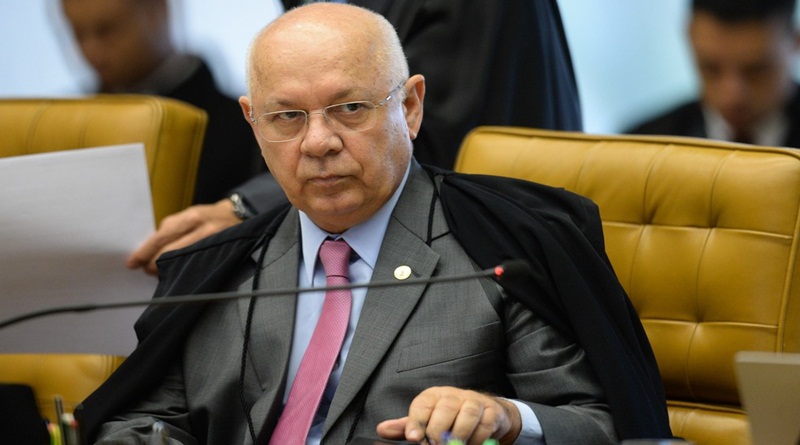 Relator da Lava Jato no STF, Teori morre aos 68 anos após queda de avião em Paraty, diz filho