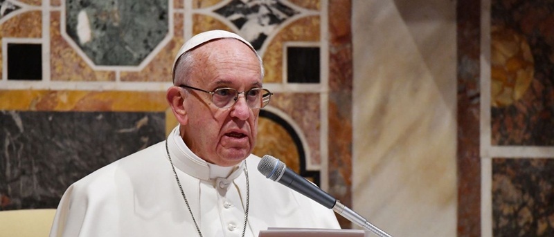 Papa diz que pobreza e miséria espiritual causam terrorismo