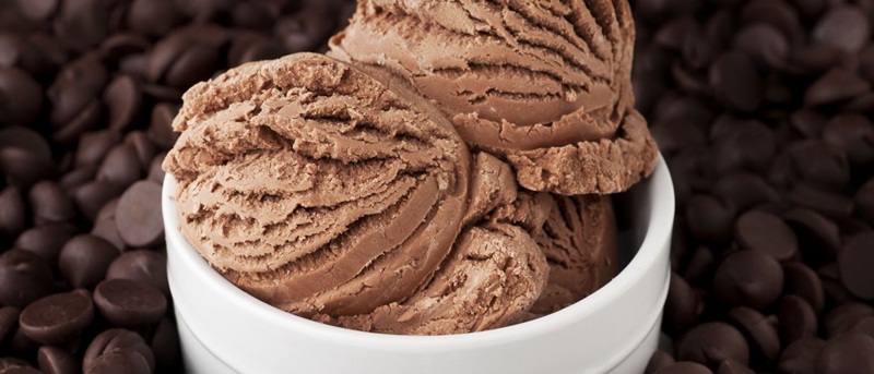 Refrescante: aprenda a fazer Sorvete de Banana com Cacau sem açúcar