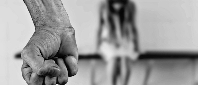 Suspeito é preso após enforcar a irmã e agredir a própria mãe em RO