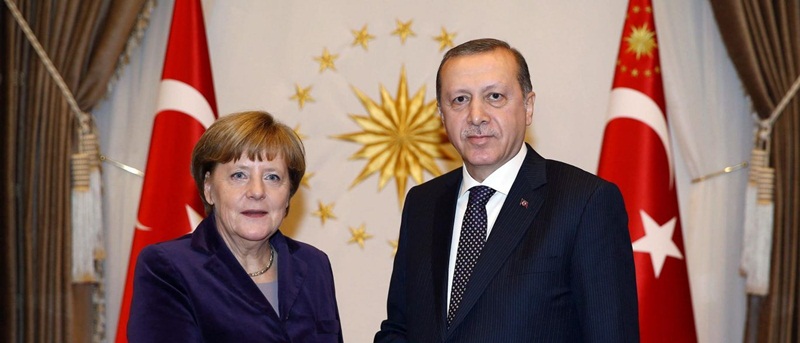 Comparação de Erdogan entre Merkel e o nazismo: ‘inaceitável’