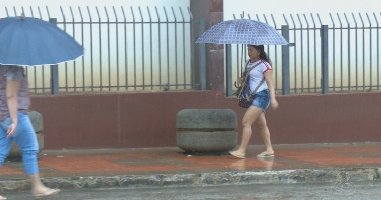 Acre tem chuvas a qualquer hora do dia em todas as regiões nesta segunda-feira (3)