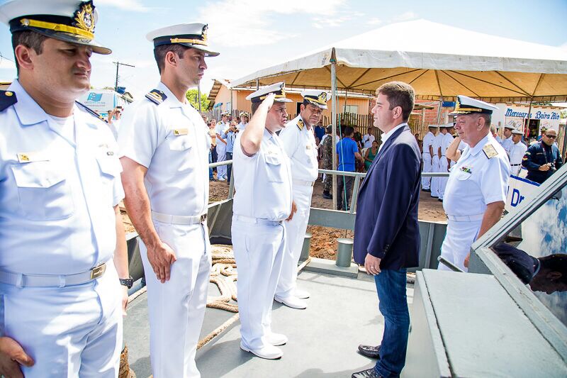 Senador Gladson lembra Orleir Cameli em visita ao Navio Hospital Dr. Montenegro