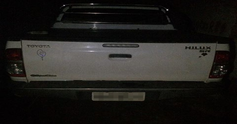 Caminhonete roubada é recuperada pela