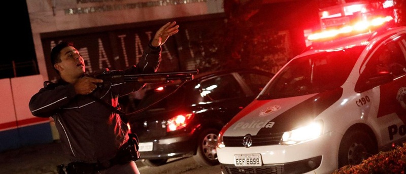 Polícia apreende quase 5t de maconha e arsenal de armas