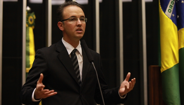 Leo de Brito denuncia: “Governo federal virou as costas e a BR 364 pode fechar”