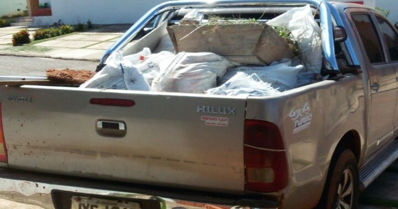 Assaltantes invadem casa, fazem família refém e fogem em caminhonete