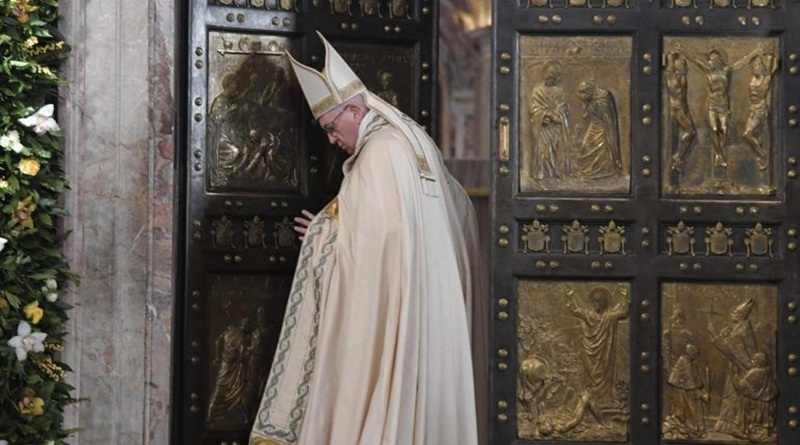 “DROGAS, SEXO E ROCK’N ROLL”; Polícia flagra orgia homossexual em apartamento no Vaticano