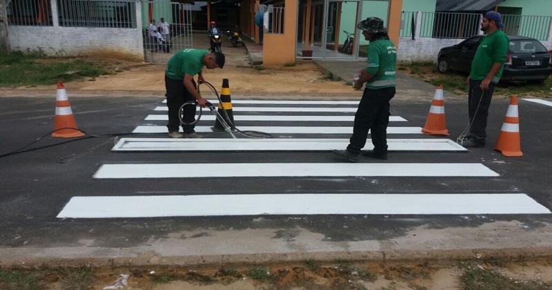 Detran realiza serviços de engenharia em Mâncio Lima e Rodrigues Alves