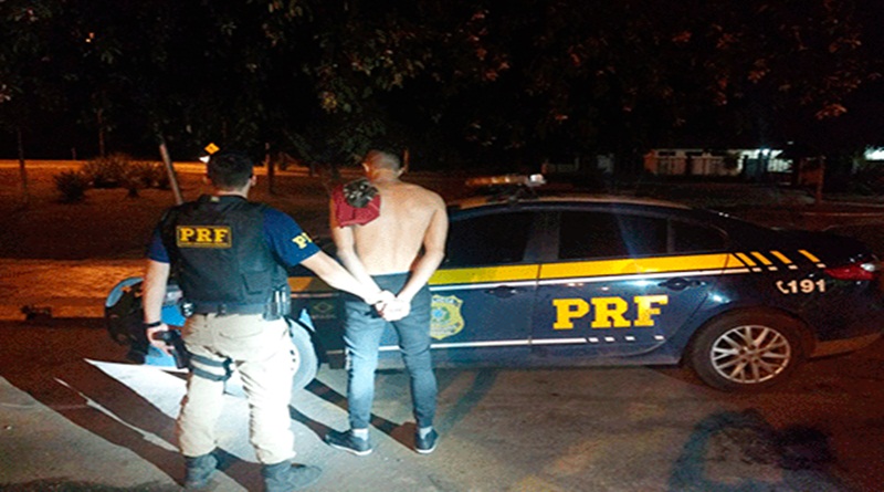 Raio X mostra mais de 100 cápsulas de cocaína em estômago de homem no Acre