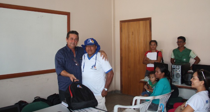 Secretaria de Saúde do Guajará entrega Kits de trabalho aos ACS