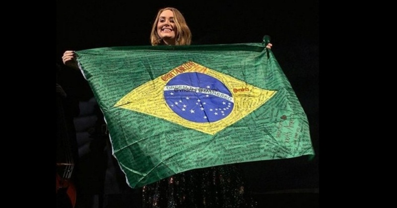 Adele trocou turnê no Brasil por turnê na Austrália, revela empresário