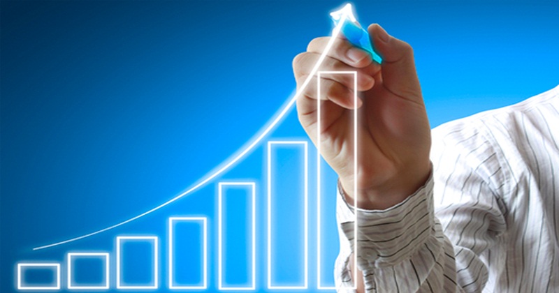 Mercado aumenta projeção do PIB e reduz para inflação