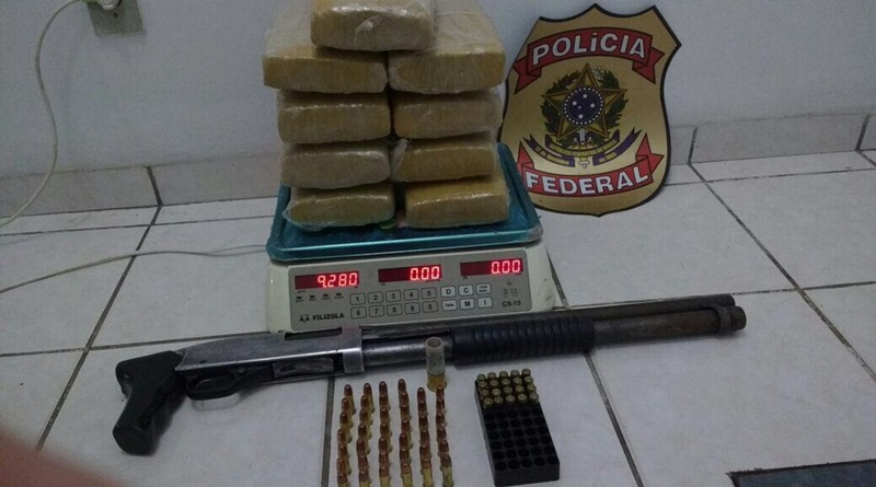 Saindo de Cruzeiro do Sul, homem é preso com 9 quilos de droga na BR-364