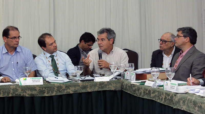 Jorge Viana: “Não dá para conviver com a pobreza numa das mais ricas regiões do mundo que é Amazônia”