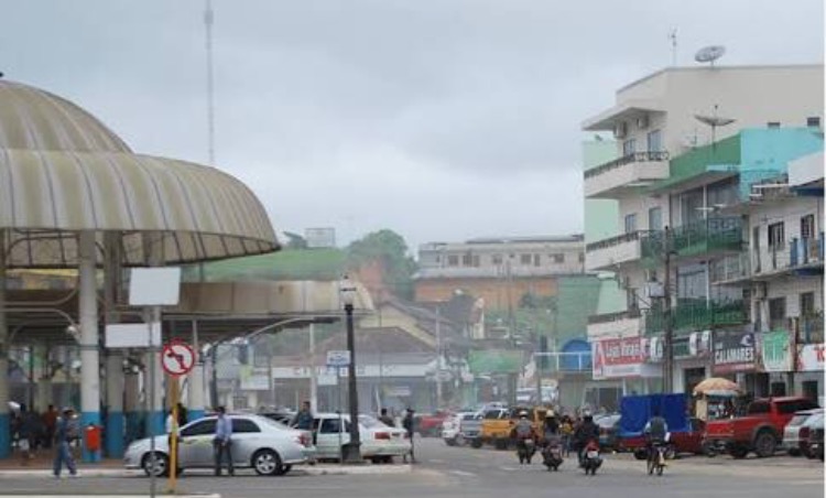 Instabilidade predomina e terça-feira (5) deve ser de tempo abafado e chuva no Acre