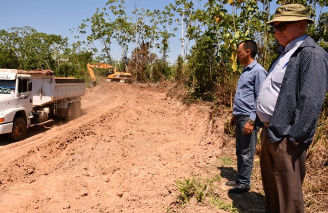 Prefeitura de Rodrigues Alves inicia construção de Avenida na Comunidade Foz do Paraná