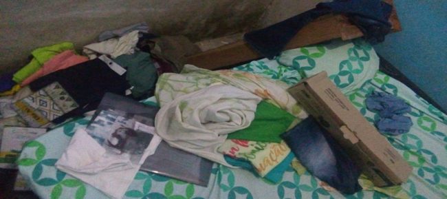 Policiais arrombam e reviram casa de jornalista durante operação na capital