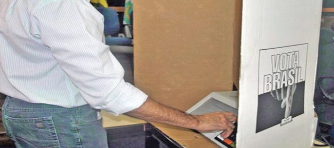 Eleitor pode emitir certidão de quitação eleitoral a partir de segunda