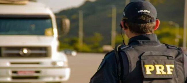 PRF deflagra operação em rodovias no feriadão