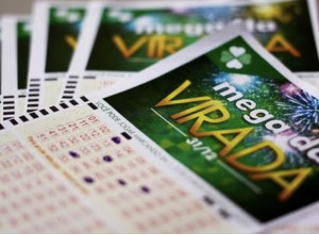 Mega da Virada: 52 apostas dividem prêmio de R$ 302,5 milhões