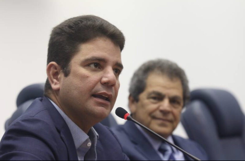 Assessoria de Comunicação de govenador eleito Gladson Cameli desmente coluna de site da capital