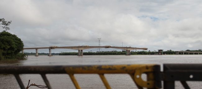 Ponte do rio Madeira deve ser inaugurada até agosto, garante Gladson Cameli