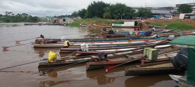 Cheia do Juruá afeta seis bairros e mais de 150 famílias estão sem energia em Cruzeiro do Sul