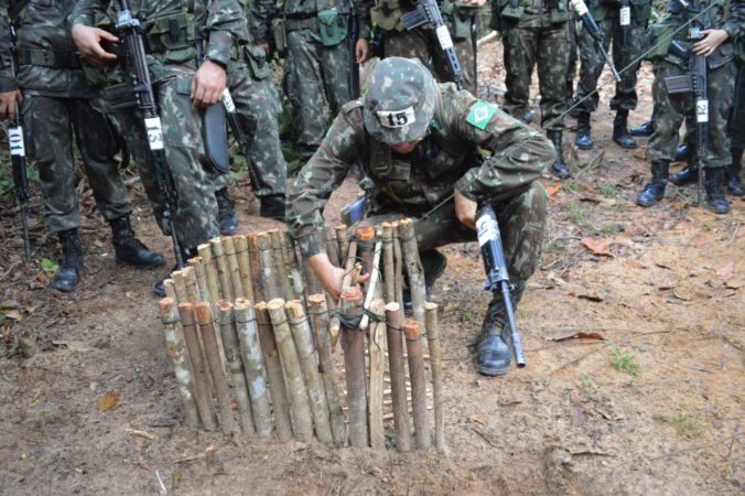 Agentes penitenciários participam de Estágio de Adaptação à Vida na Selva