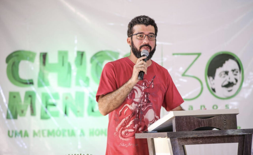 Que moral tem o novo governo para achar que é imune às críticas?