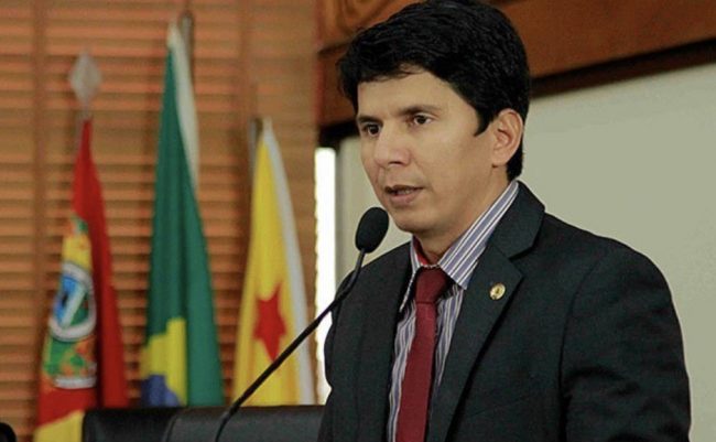 Jenilson Leite convoca população para protesto contra aumento da energia