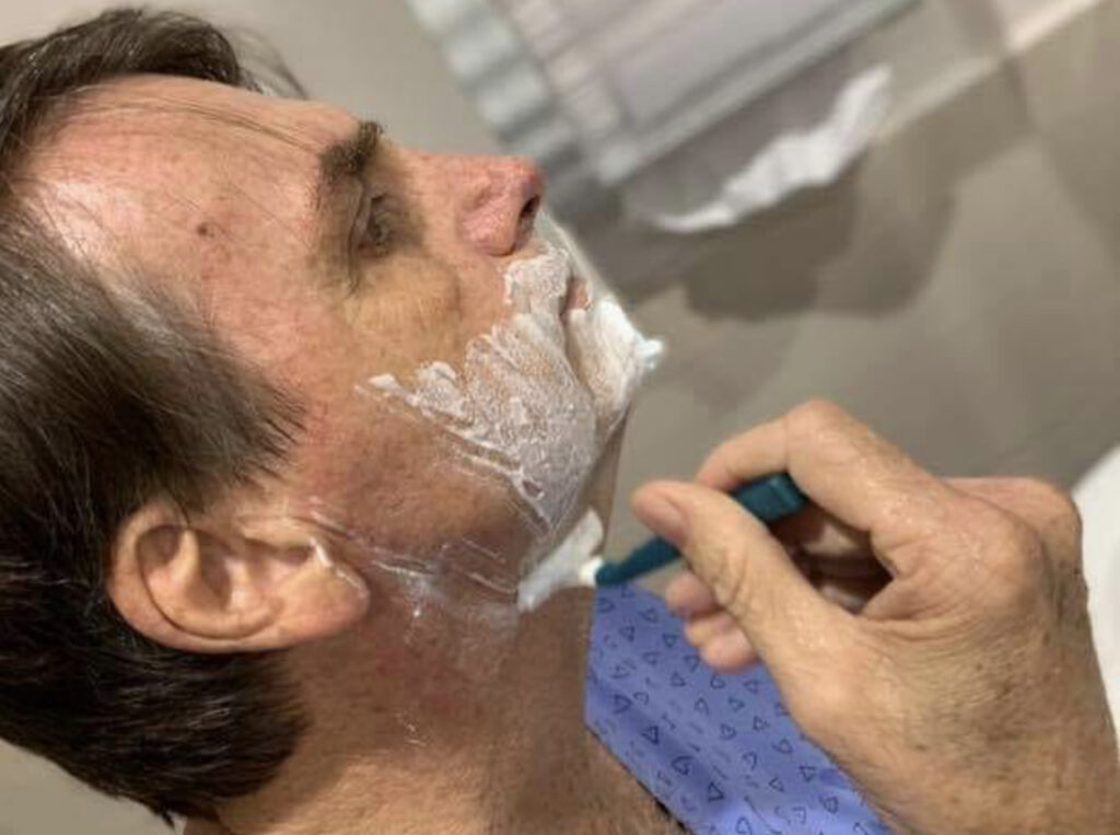 Bolsonaro tem aval de equipe médica para ter alta na quarta-feira