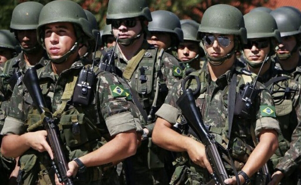Marinha e Exército oferecem mais de 2 mil vagas em concurso público