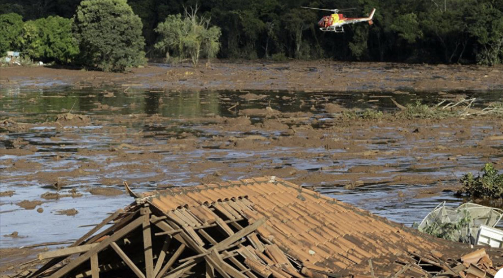 Dois meses de Brumadinho: Rio morto, muitos desaparecidos e impasse nas indenizações