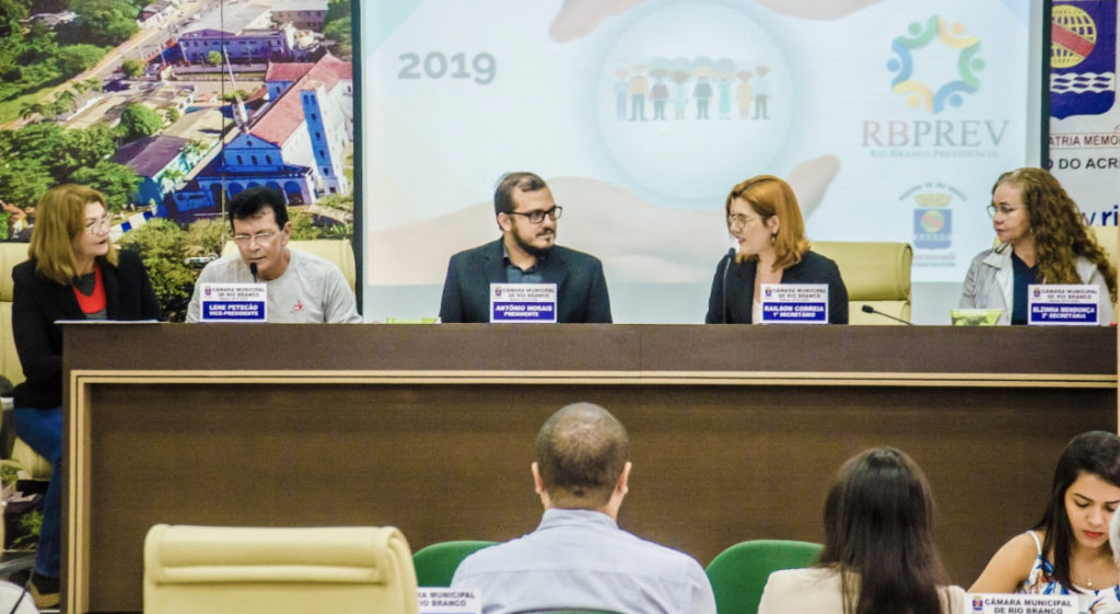 Câmara de Vereadores de Rio Branco debate situação da previdência dos servidores públicos